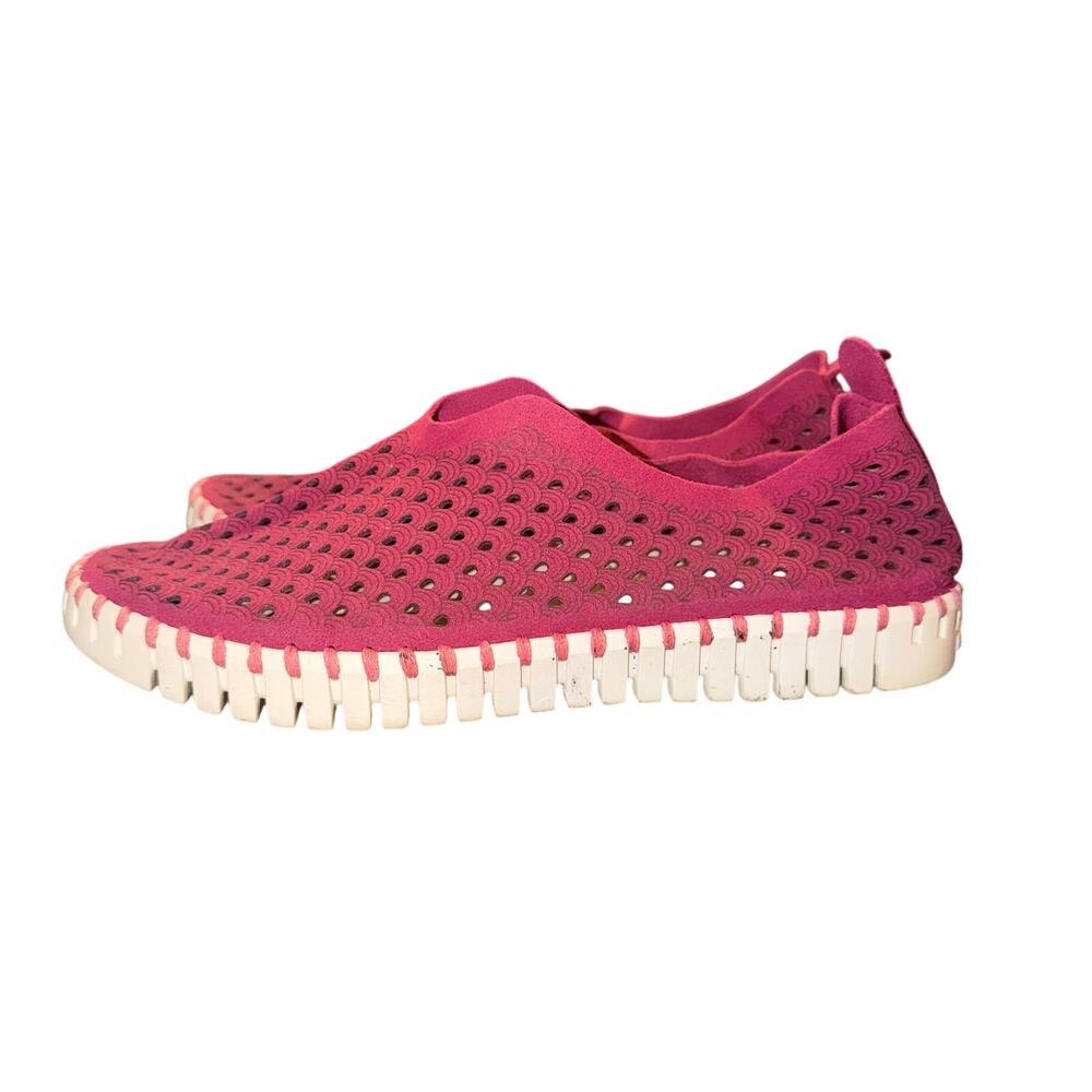 Ilse Jacobsen Tulip Flats Women’s Sz 7 Fuchsia Leather Perforated Slip On Shoes